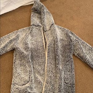 Urban Outfitters Teddy Coat Size M/L